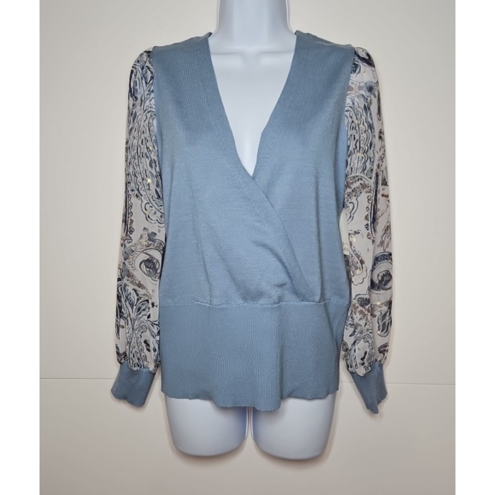 89th + Madison Womens Blue V Neck Long Sleeve Blouse Size Small NWT